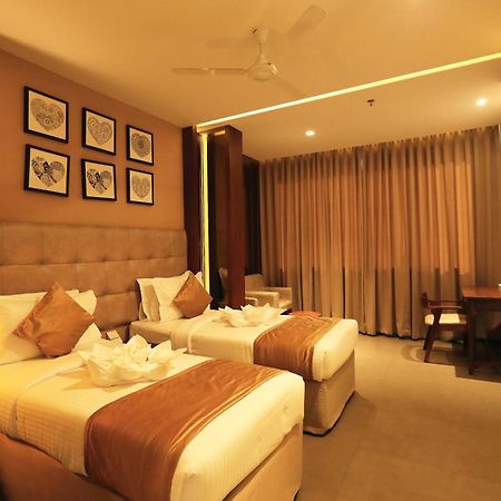Magnet Hotel Kannur Luaran gambar