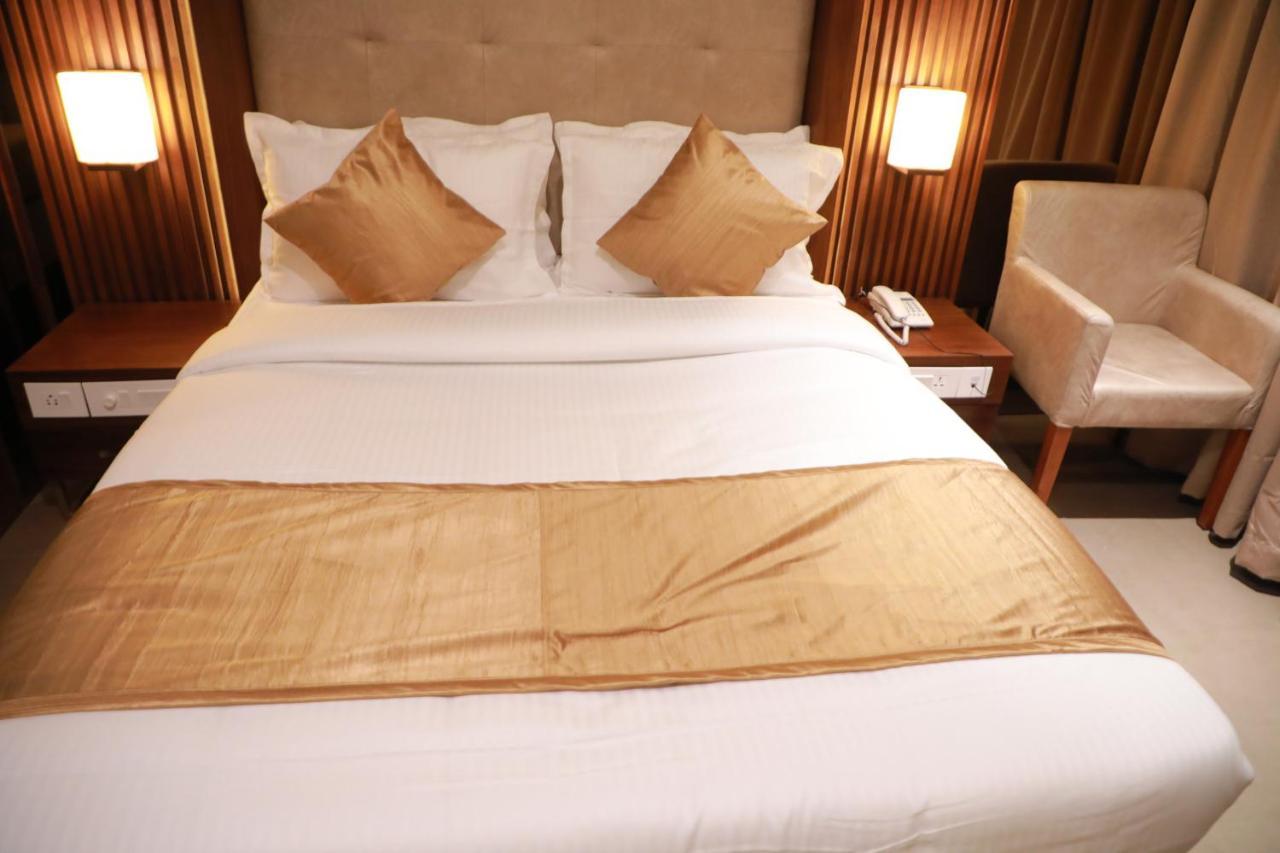 Magnet Hotel Kannur Luaran gambar