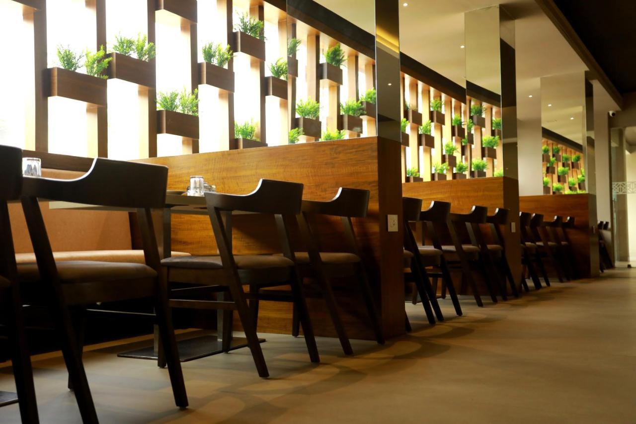 Magnet Hotel Kannur Luaran gambar