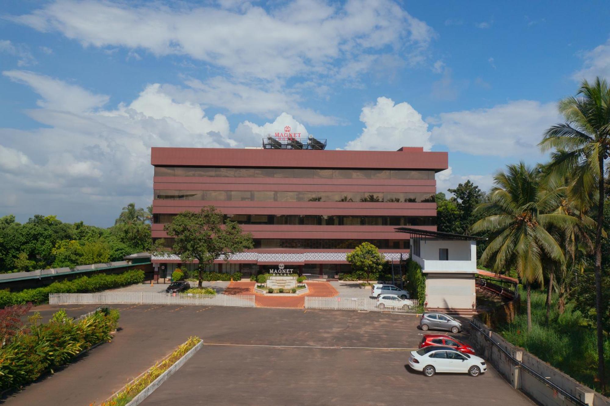 Magnet Hotel Kannur Luaran gambar