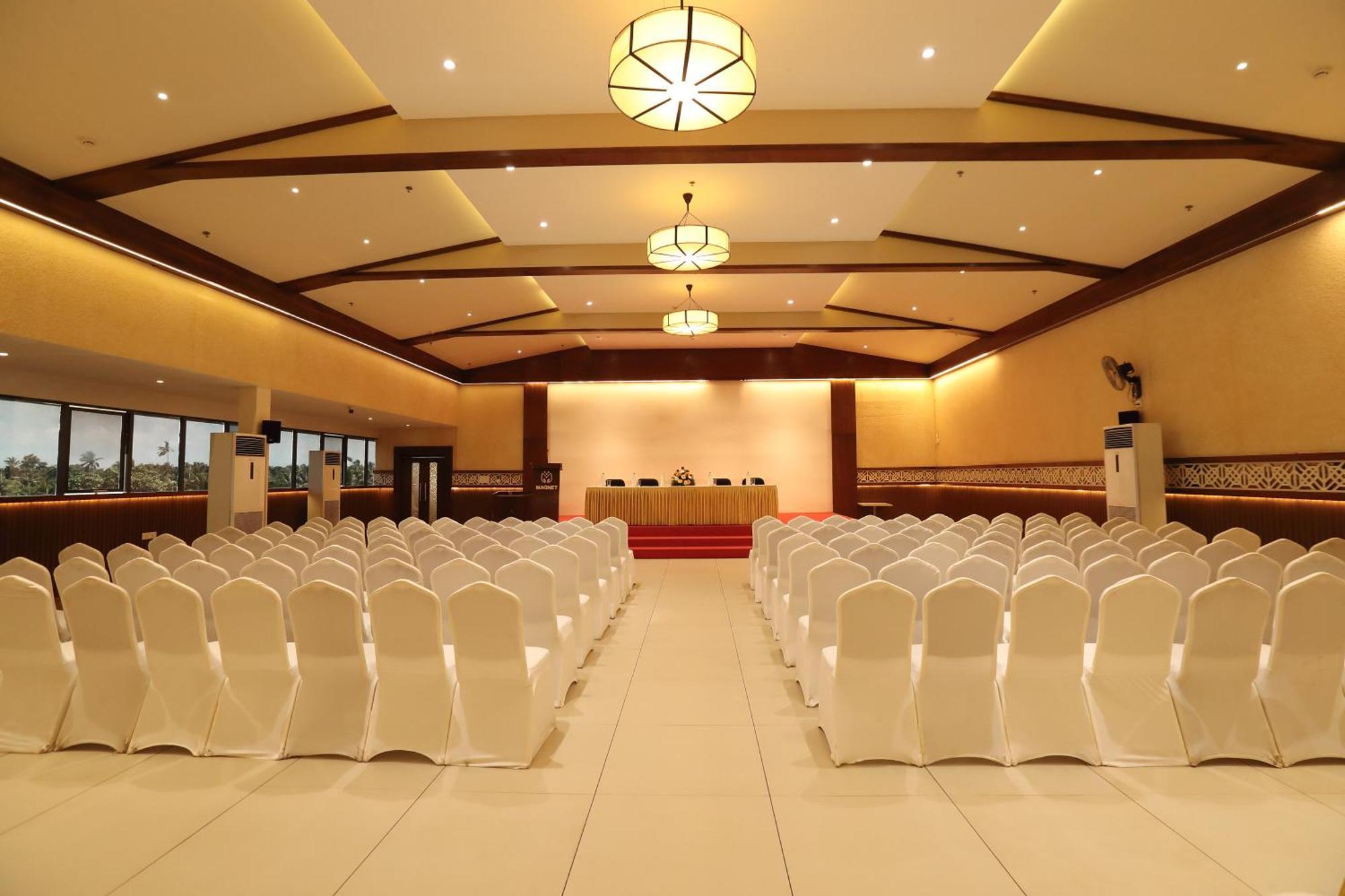 Magnet Hotel Kannur Luaran gambar