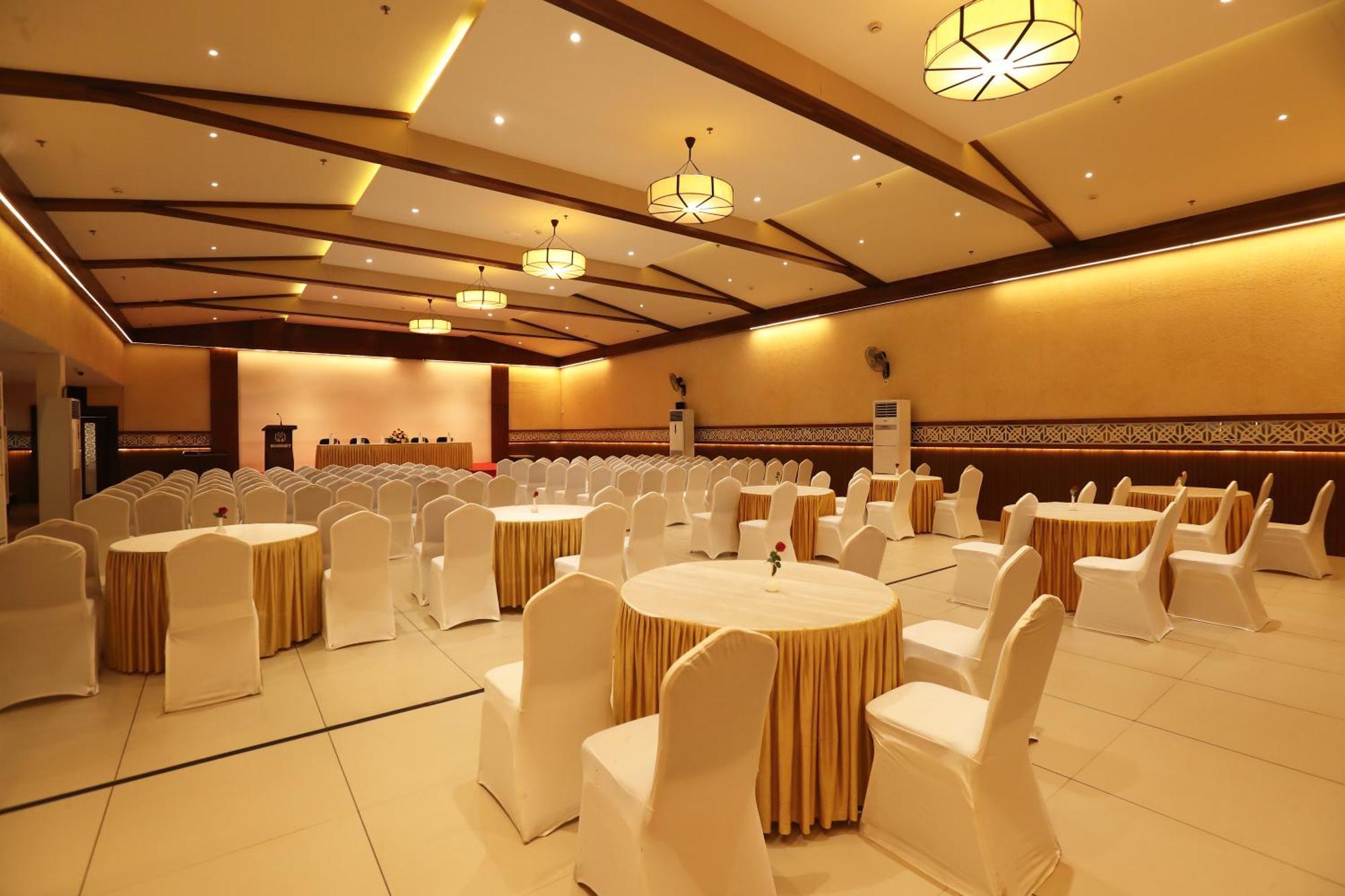 Magnet Hotel Kannur Luaran gambar