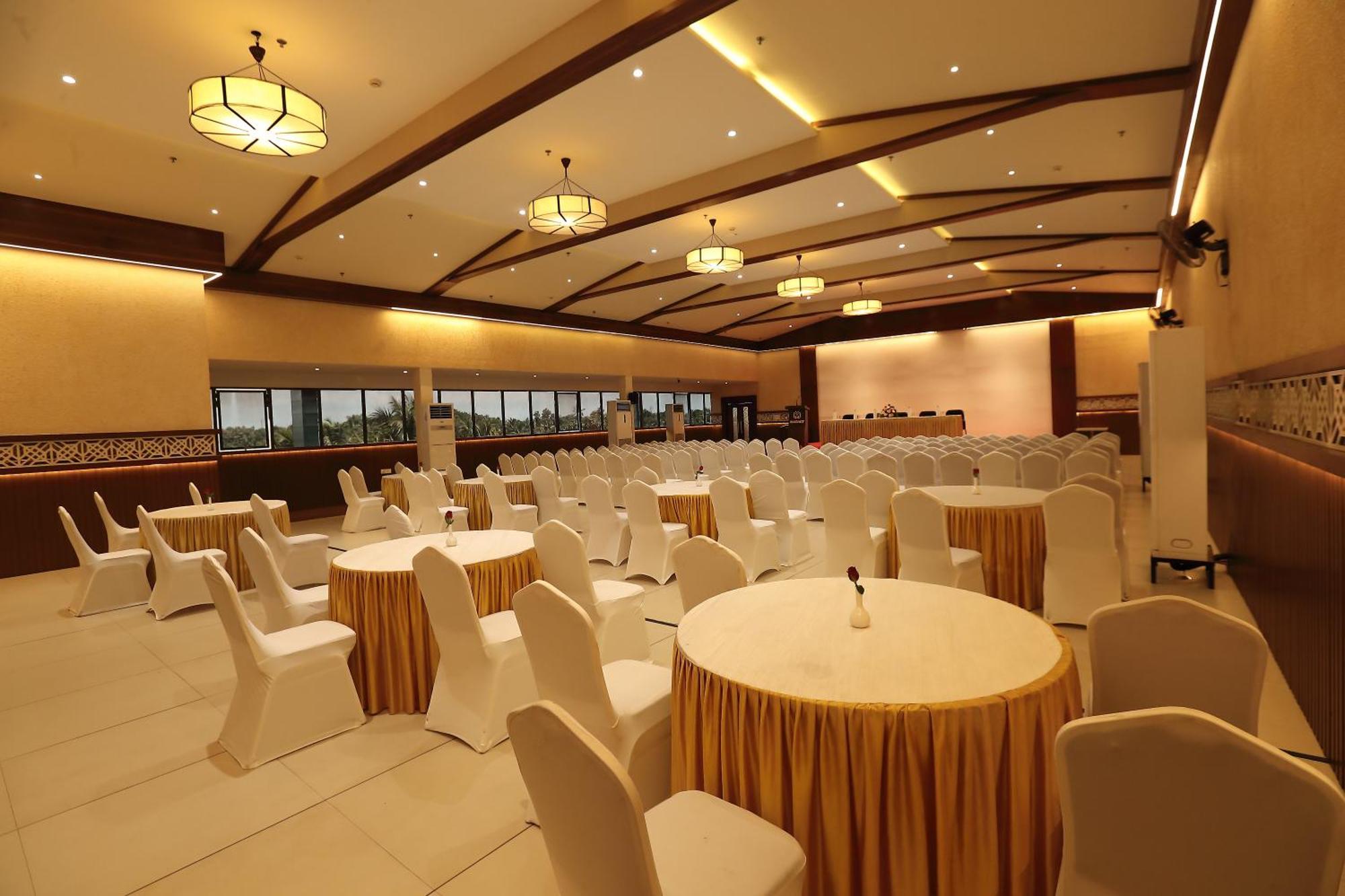 Magnet Hotel Kannur Luaran gambar